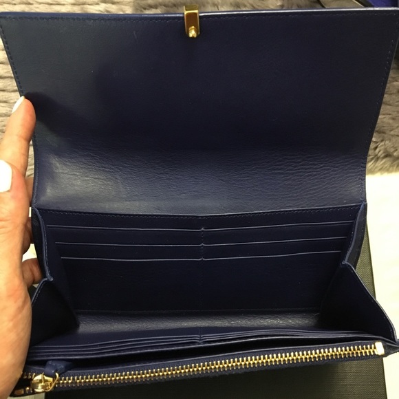 Cobalt blue YSL Portfuille fam wallet - Picture 4 of 4